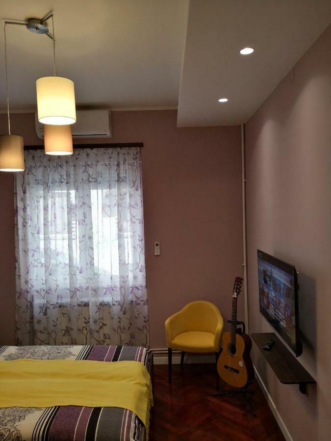 Romance Belgrado Exterior foto