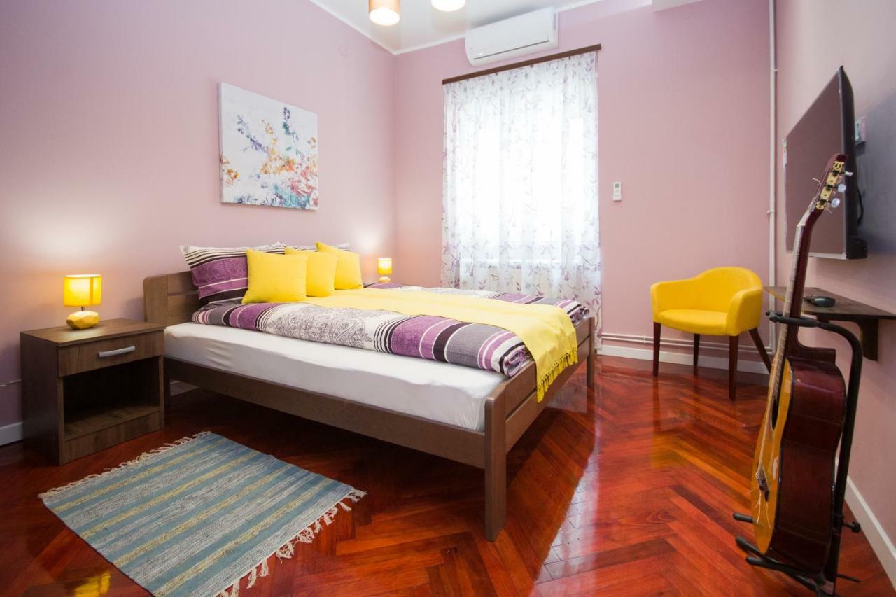 Romance Belgrado Exterior foto