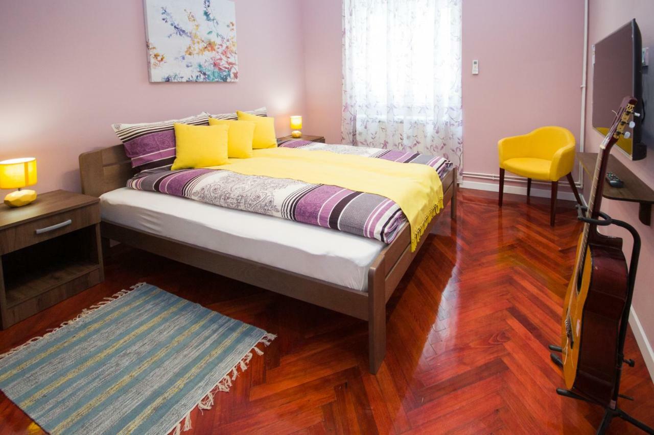 Romance Belgrado Exterior foto